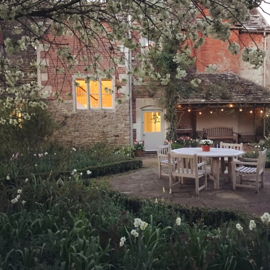 Charlotte-Anne Fidler, Lifestyle, Countrside, English country, Country house, English Houses, English Home, Gardens, Flowers, Cutting, Gardens, Nature, English, gardens, Roses, Rose garden, Sweet peas, Spring bulbs, Spring gardens, Spring planting, Summer planting, Summer gardens, White, Blooms, Home design, Interior design, Interiors, White interiors, House beautiful, Homes and Gardens, Maine Coons, Cats, Motherhood